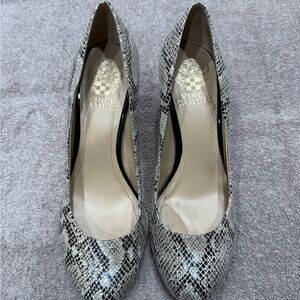 Vince Camuto Snakeskin Patterned Women's Suze 7.5 Leather Heels